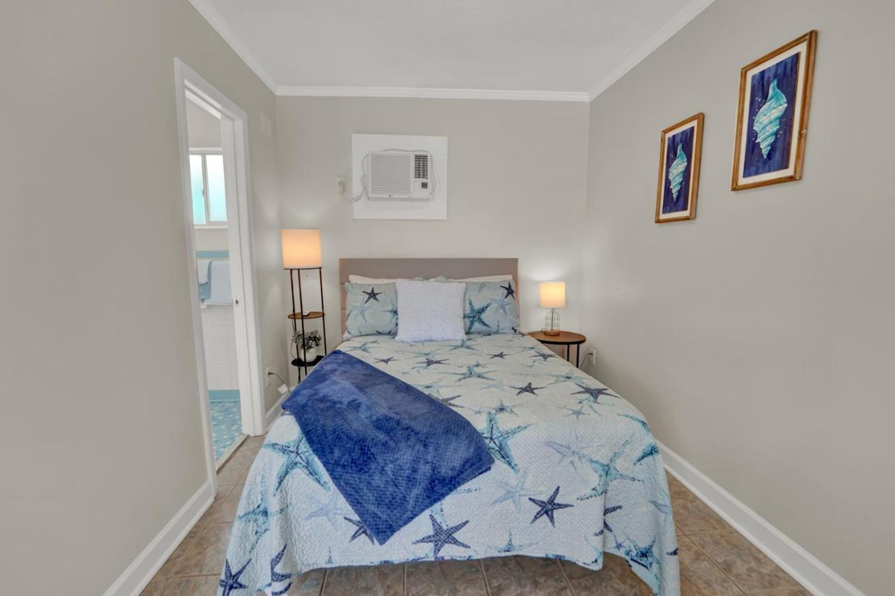 Sea Foam Suites Lower Grand Lagoon Exterior photo