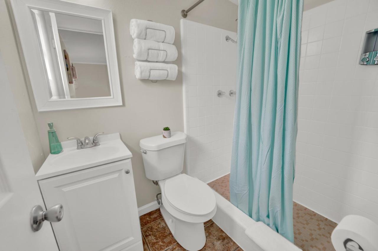 Sea Foam Suites Lower Grand Lagoon Exterior photo