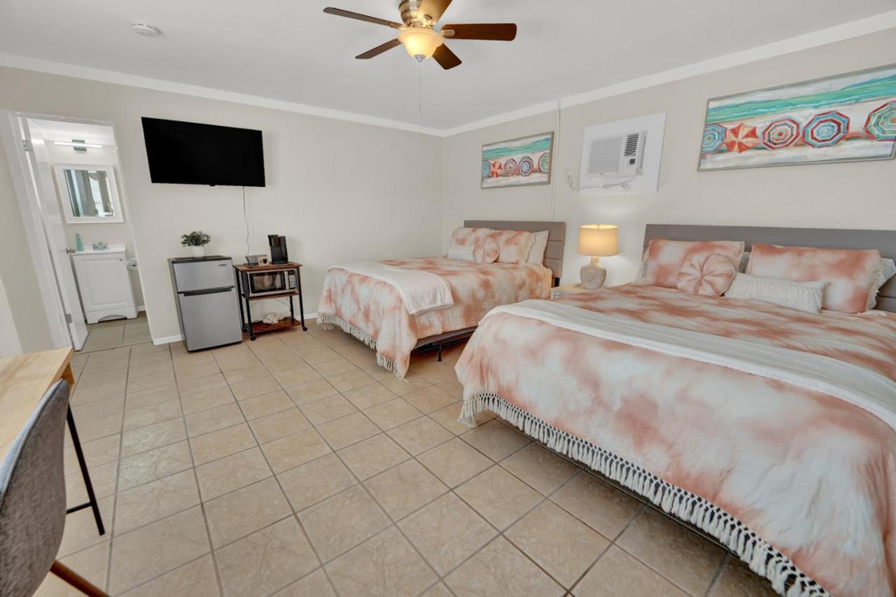 Sea Foam Suites Lower Grand Lagoon Exterior photo