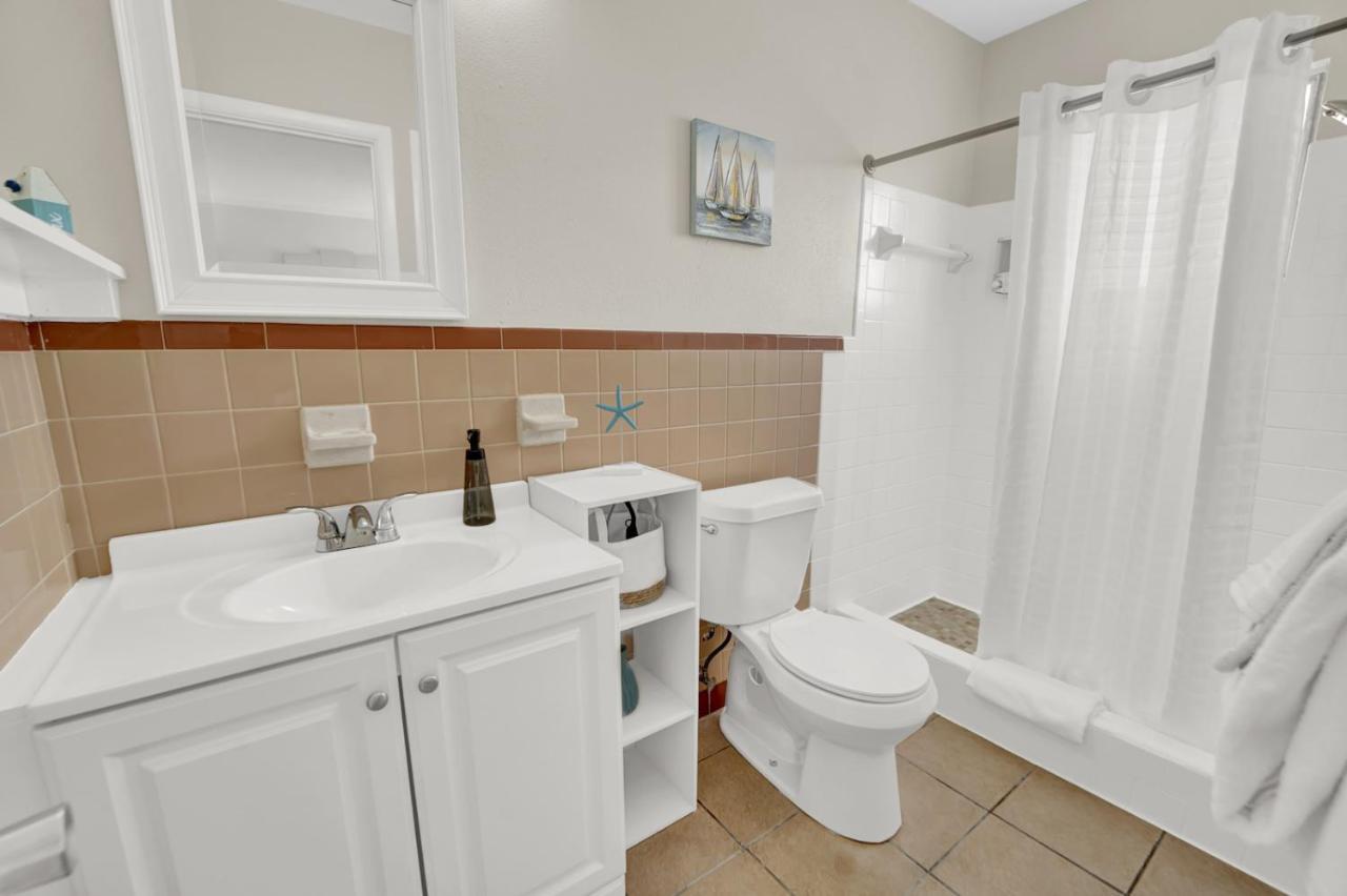 Sea Foam Suites Lower Grand Lagoon Exterior photo